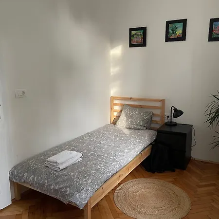 Pirc On Dunajska Street * Lublana